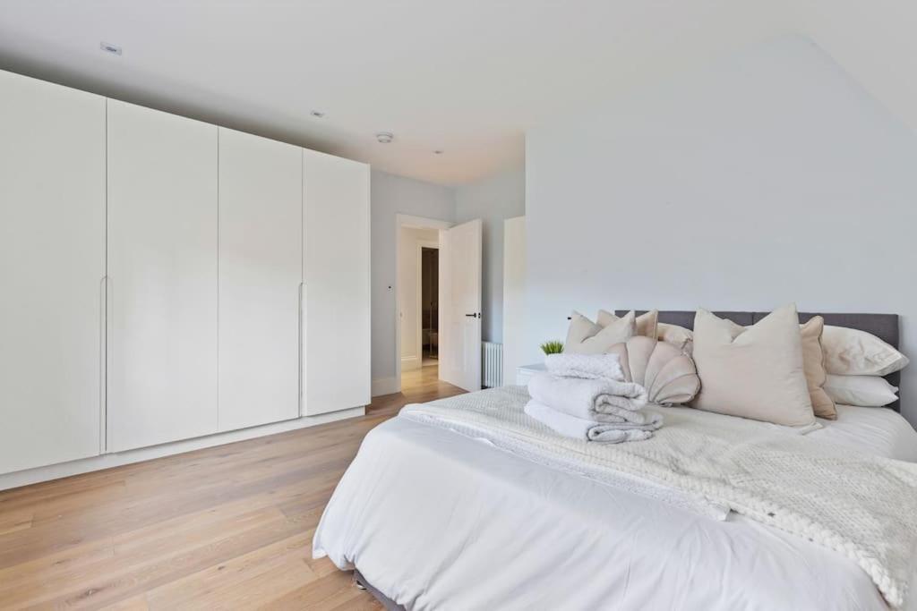 Luxury 3 Bed Flat In Kensington Διαμέρισμα Λονδίνο Εξωτερικό φωτογραφία